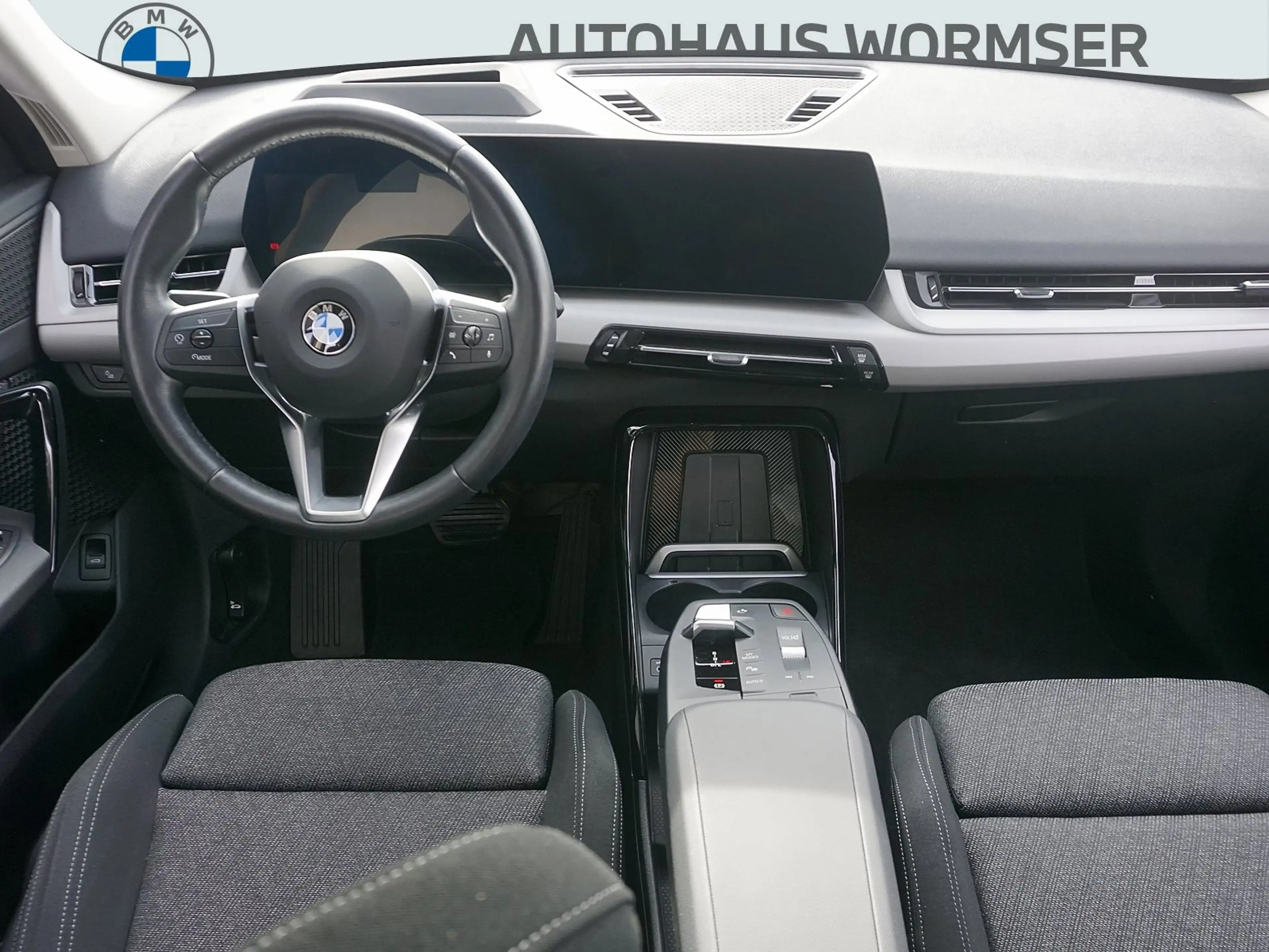 BMW X1 sDrive18i SAV Head-Up+Navi+Kamera+SHZ+Apple — photo 12