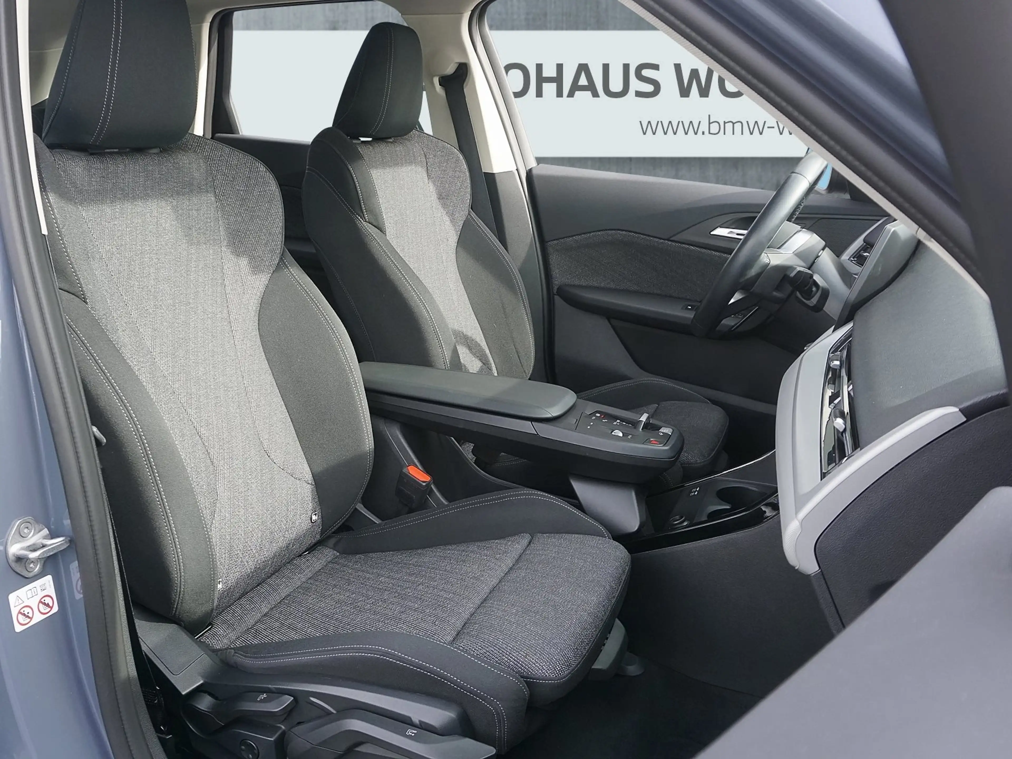 BMW X1 sDrive18i SAV Head-Up+Navi+Kamera+SHZ+Apple — photo 9