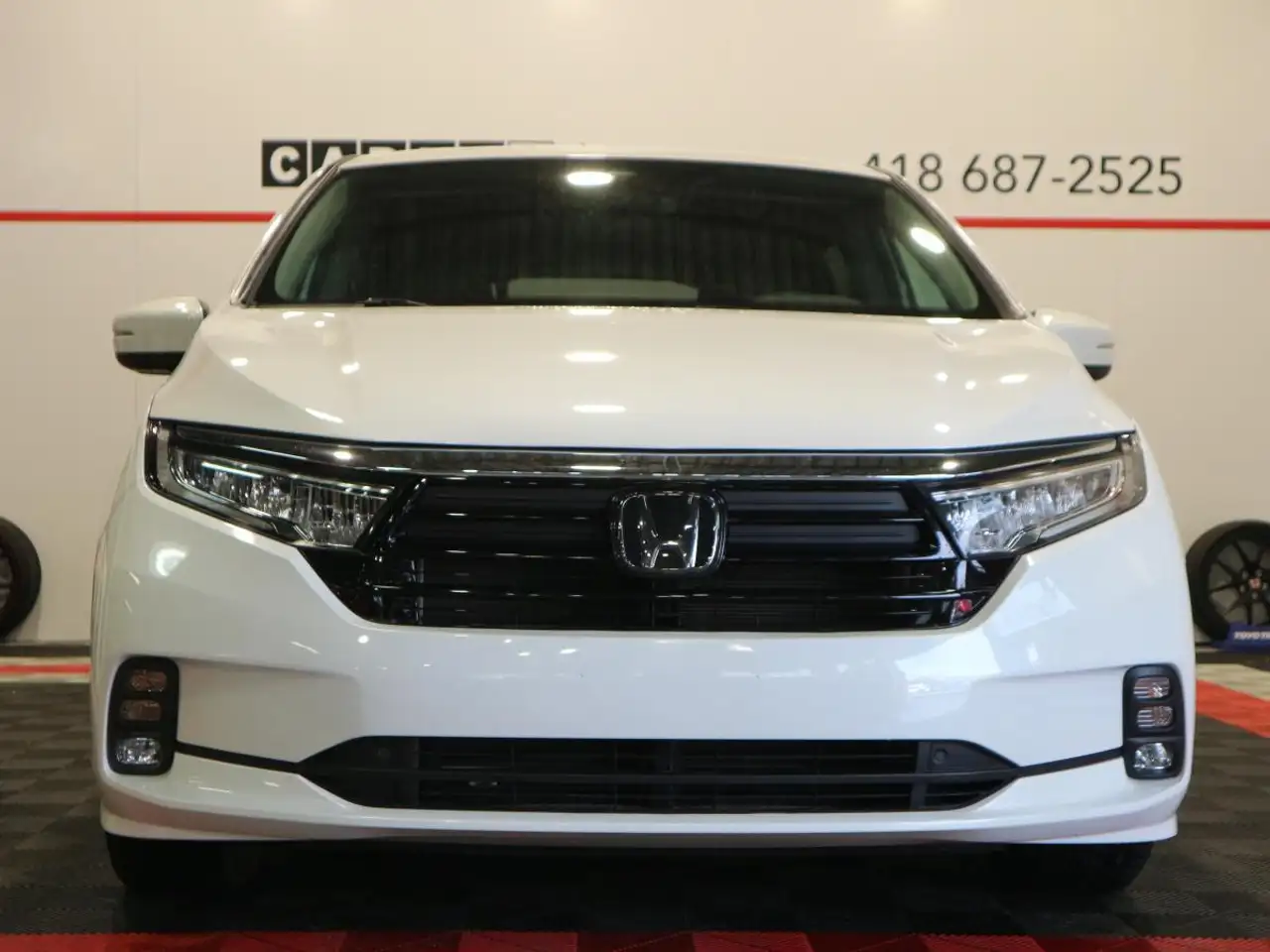 Honda Odyssey снимка Honda Odyssey