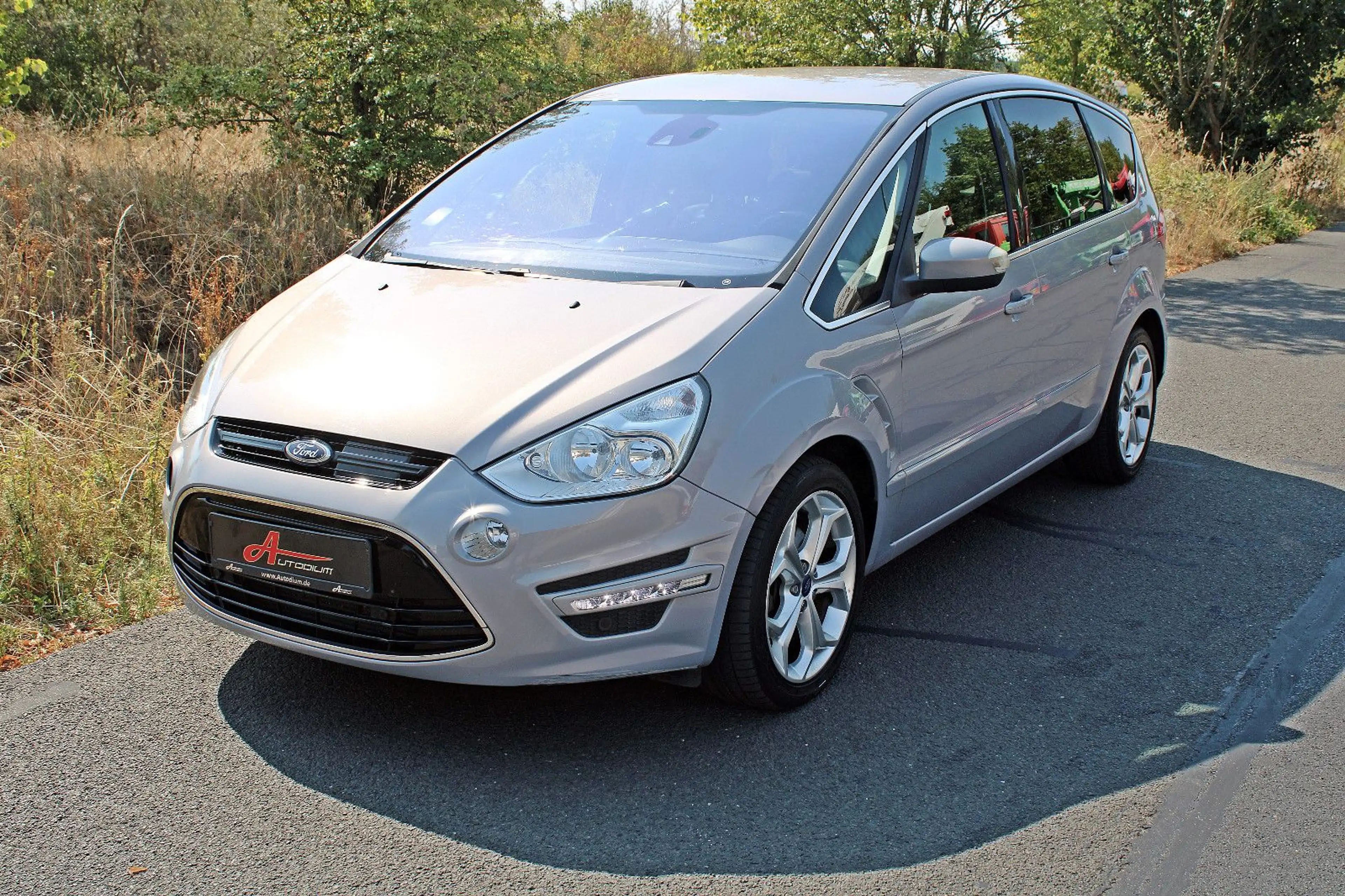 Ford S-Max S-MAX Titanium *Individual/Leder/Kamera/18 Zoll* — photo 2