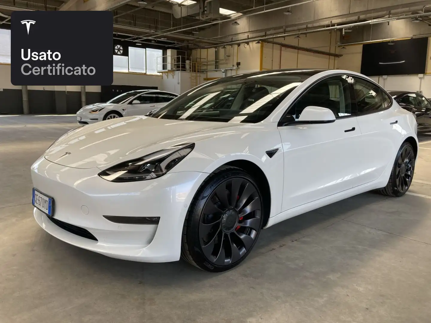 Tesla Model 3 Performance Weiß - 1