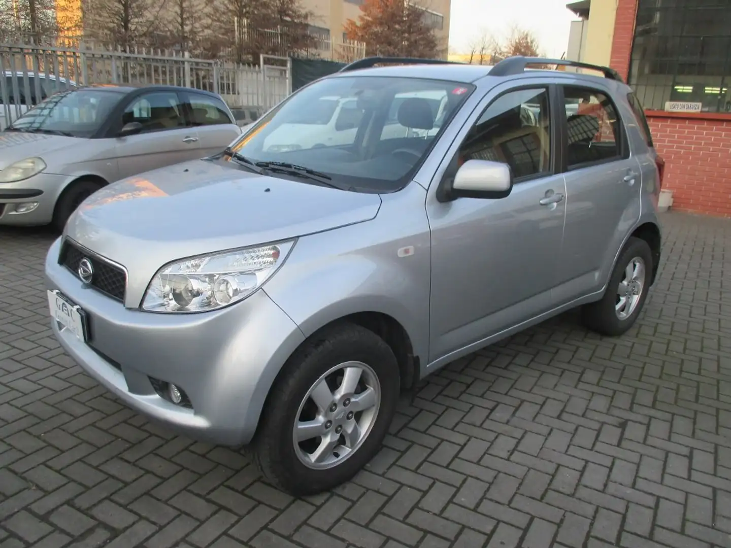 Daihatsu Terios Terios 1.5 SX GPL 4X4 Gris - 2