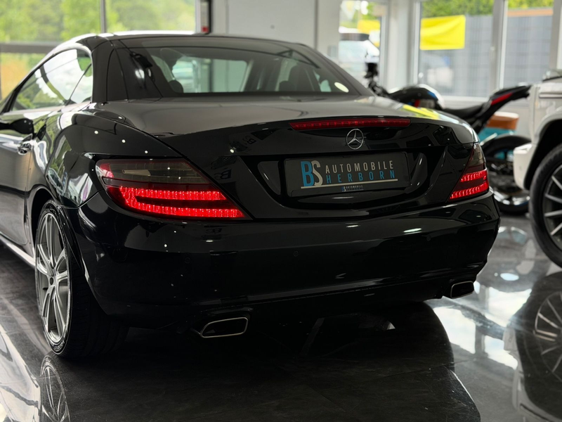 Mercedes-Benz SLK 250 SLK250 Roadster BlueEfficiency/AirScarf/MagicSky — photo 6