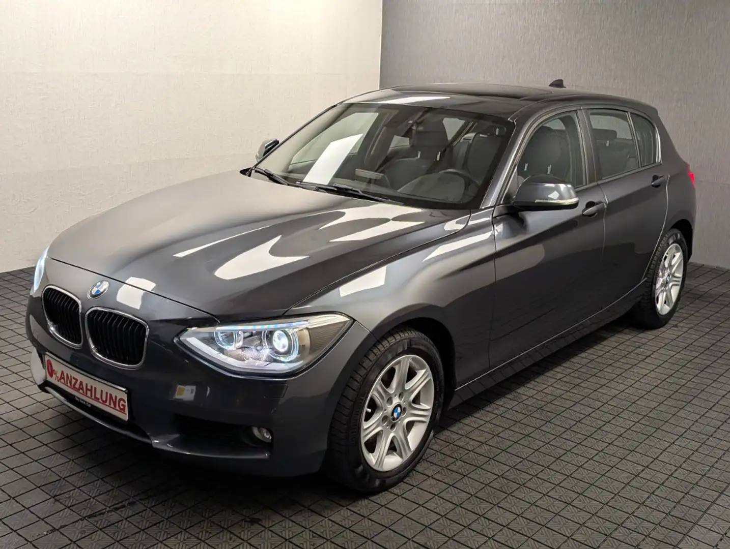 BMW 120 d xDrive+Bi-Xenon+Pano+Navi+Tempomat+SHZG+LM Gri - 1