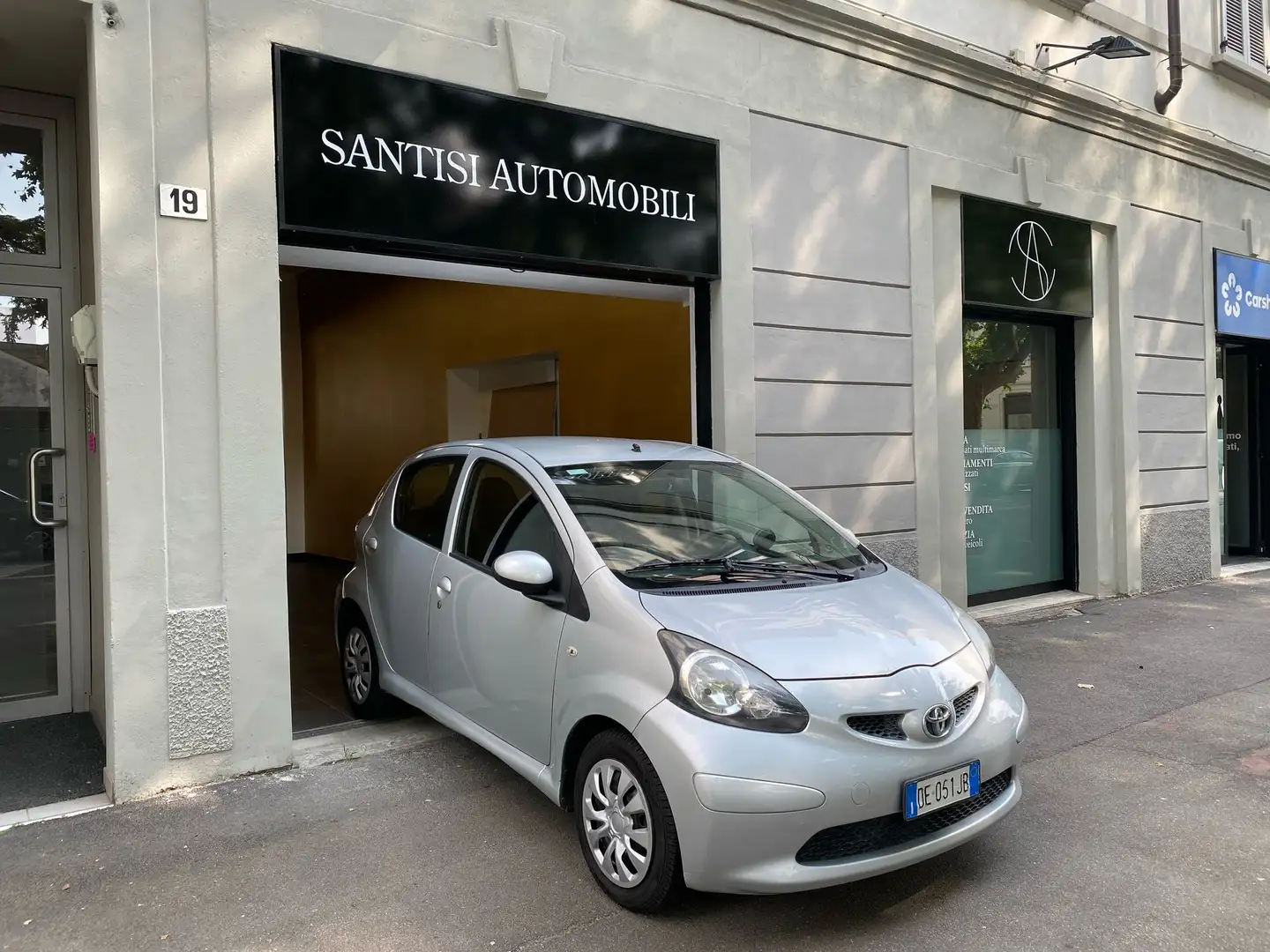 Toyota Aygo 1.0 5p Sol 98.000KM - NEOPATENTATI!!! Argent - 1