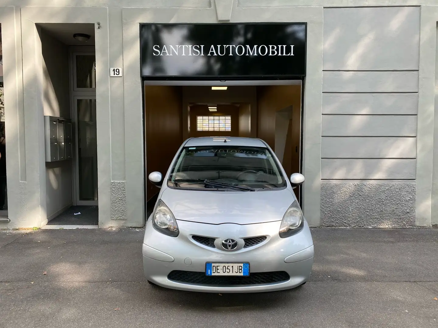 Toyota Aygo 1.0 5p Sol 98.000KM - NEOPATENTATI!!! Argent - 2