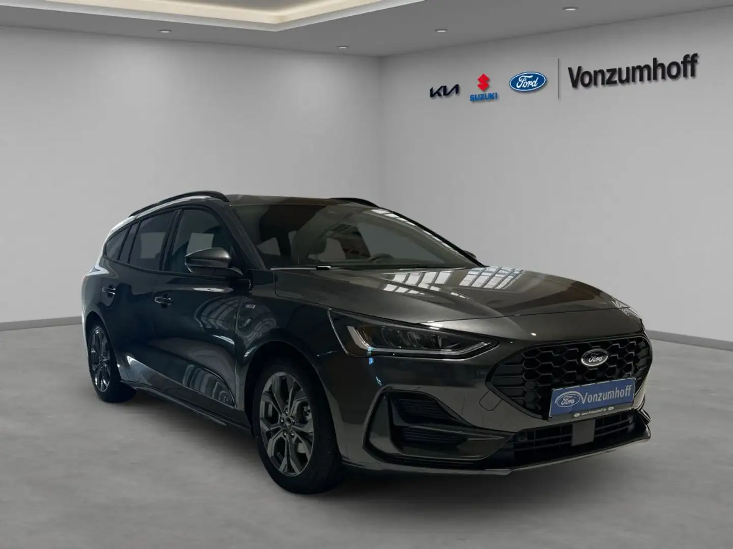 Ford Focus Turnier 1.0 EcoBoost Hybrid Aut. ST-LINE X Grau - 2