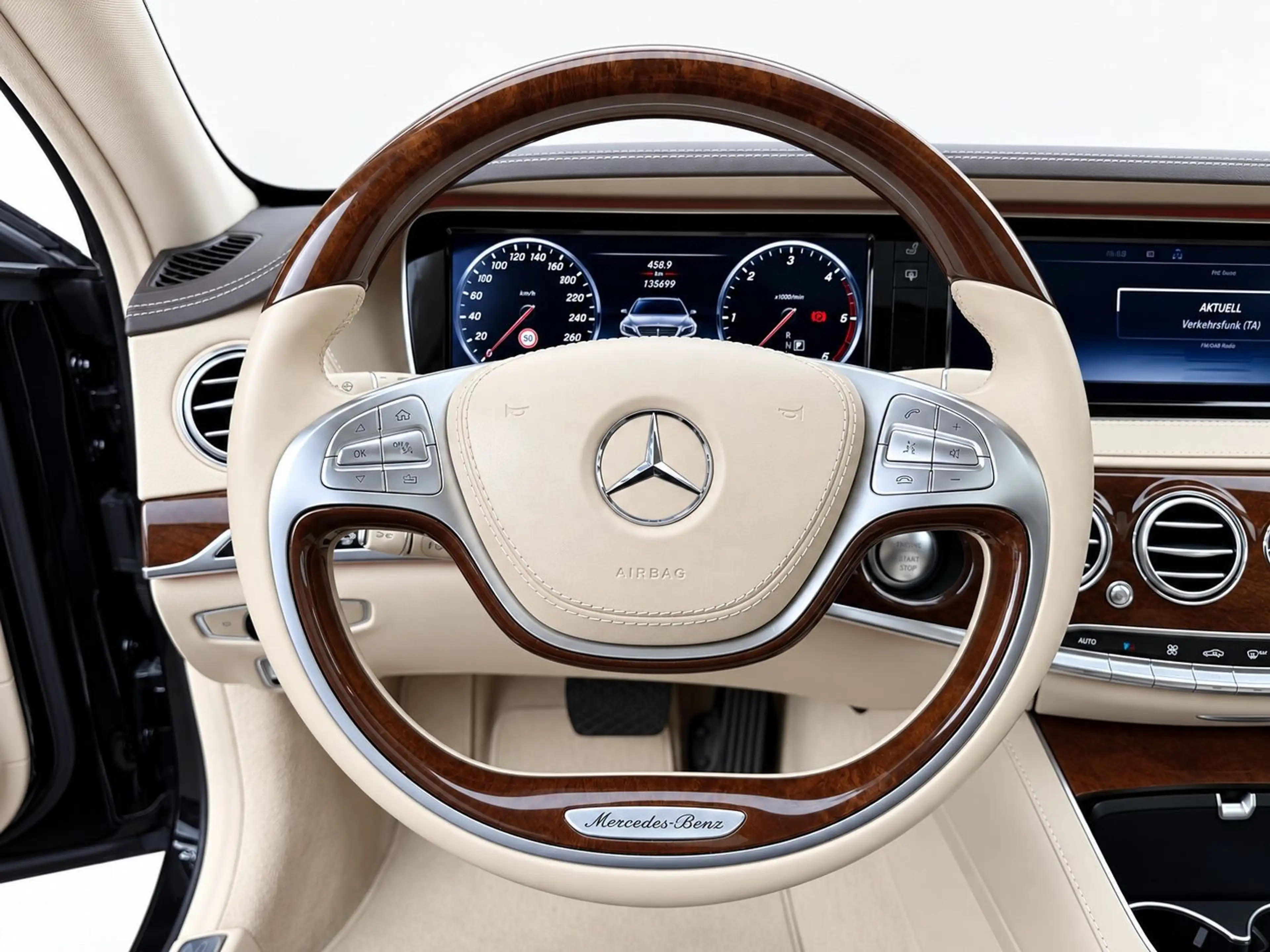 Mercedes-Benz S 350 d 4Matic LANG CHAFFEUR-MASSAGE-PANORAMA — photo 11