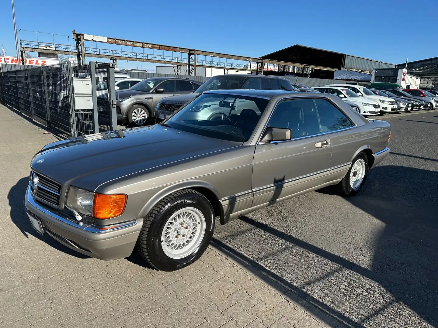 Mercedes-Benz 560 SEC C126 Leder/ Schiebedach/ Sitzheizung Beige - 1
