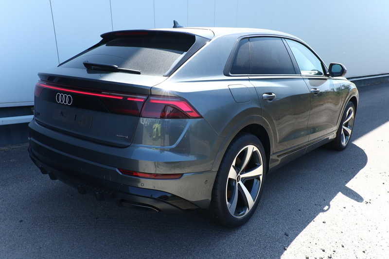 Audi Q8 S line 2xS AssistenzP+ 22Z Laser Pano HUD Klim4... — photo 3