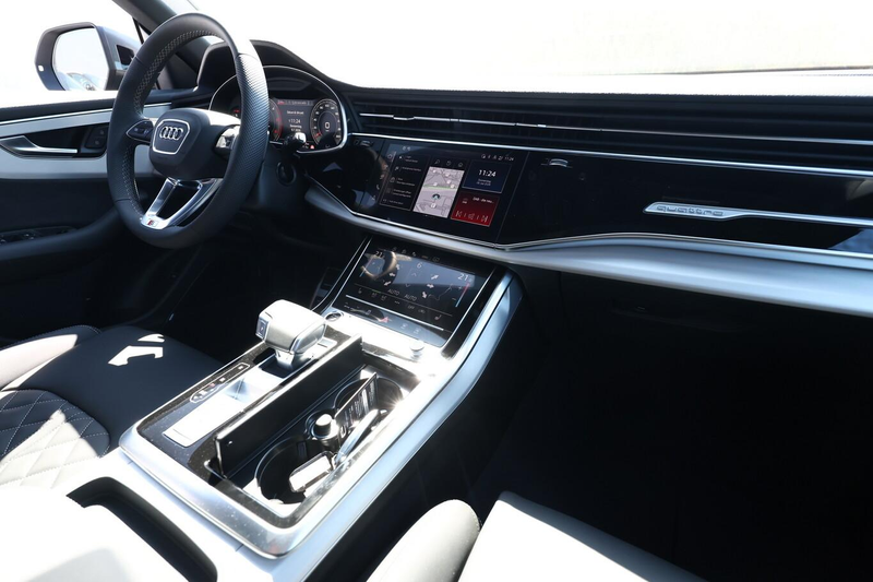 Audi Q8 S line 2xS AssistenzP+ 22Z Laser Pano HUD Klim4... — photo 9