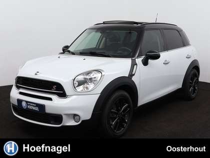 MINI Cooper S Countryman Mini 1.6 190 PK AUTOMAAT PANORAMADAK - Cruise Cont