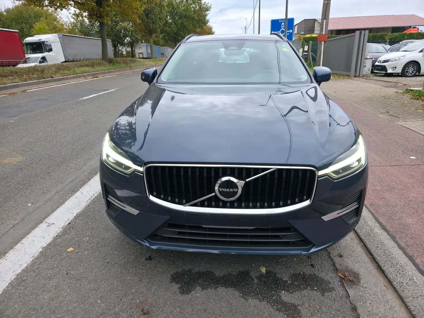 Volvo XC60 2.0 B4 MHEV Core 1°EIG. IN PERFECTE STAAT FULL! Blauw - 2