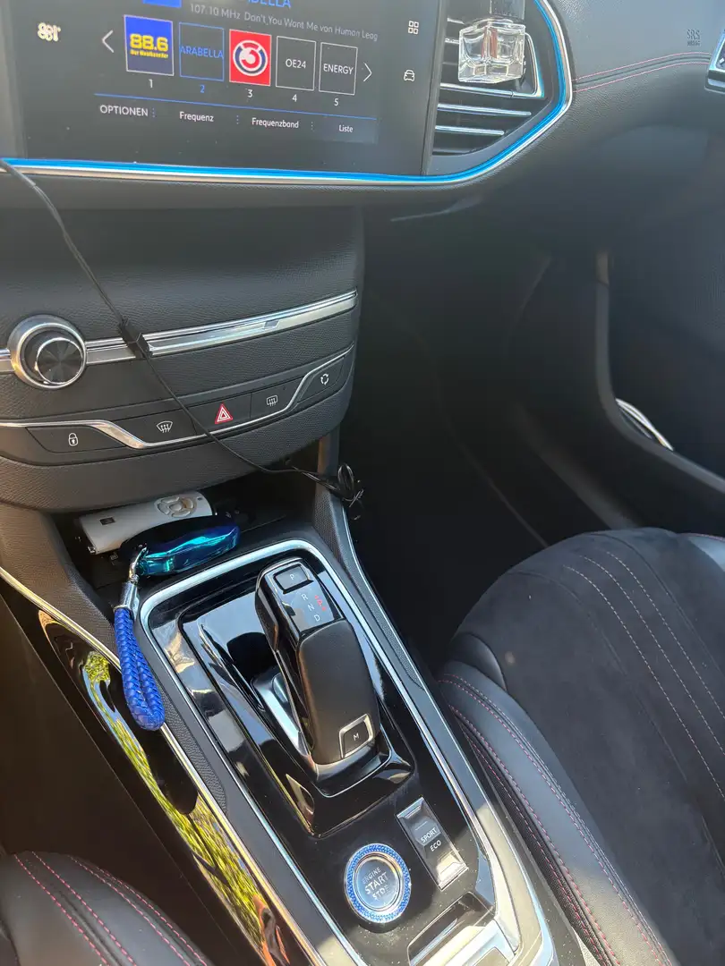 Peugeot 308 308 SW 2,0 BlueHDi 180 GT S Blau - 1