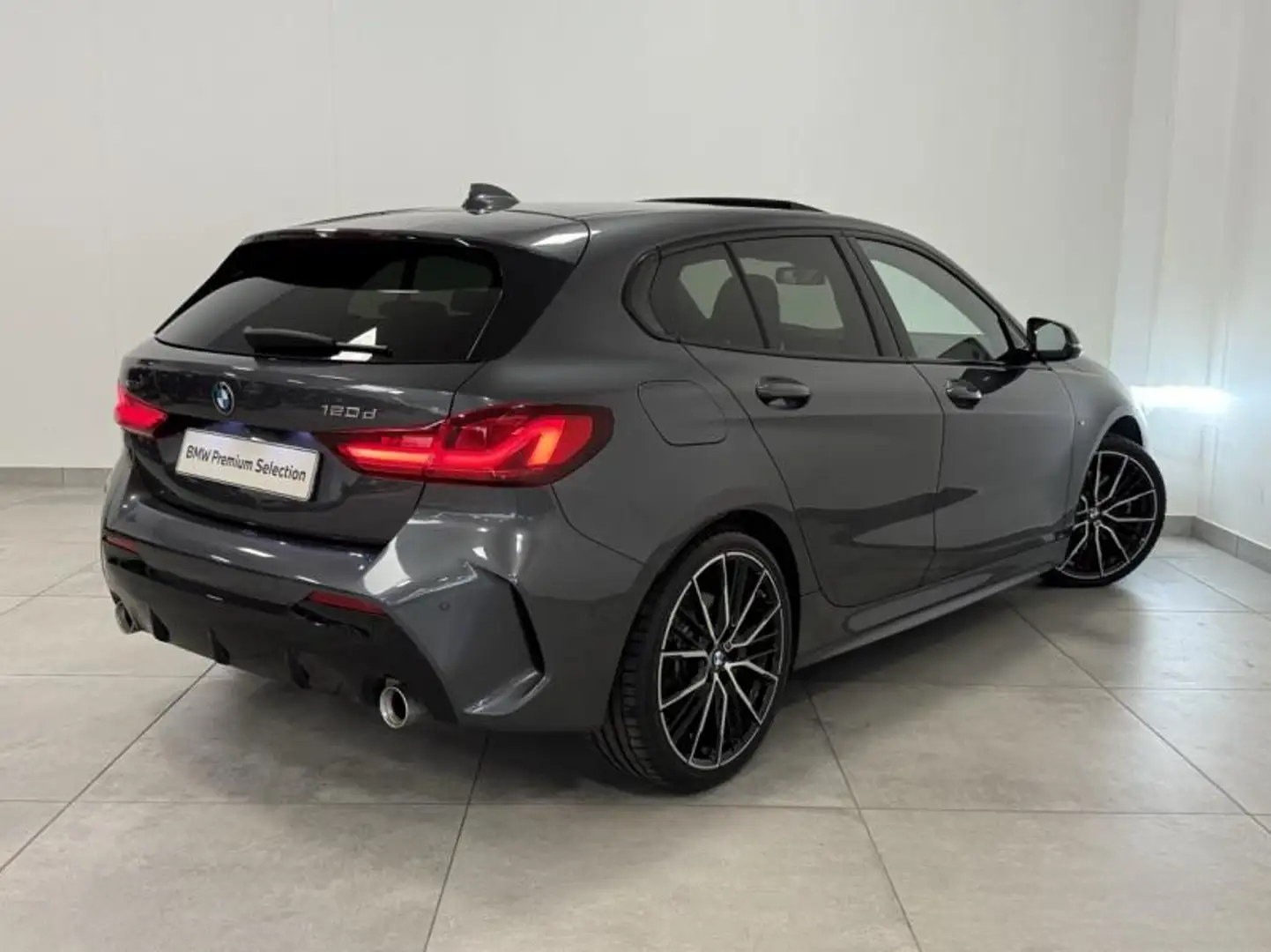BMW 120 120dA xDrive 190ch M Sport Gris - 2