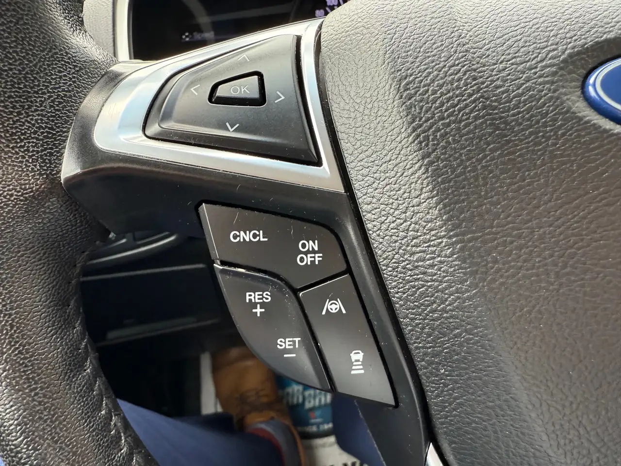 Ford Edge снимка Ford Edge