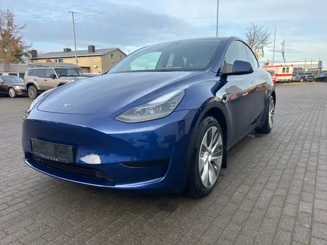 Tesla Model Y RWD nur 59000 km