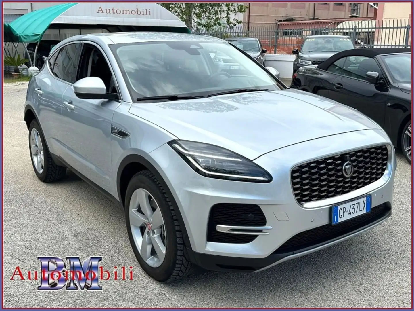 Jaguar E-Pace 2.0D I4 163CV AWD SE AUTO NAVI KAMERA MATRIX C19" Argent - 1