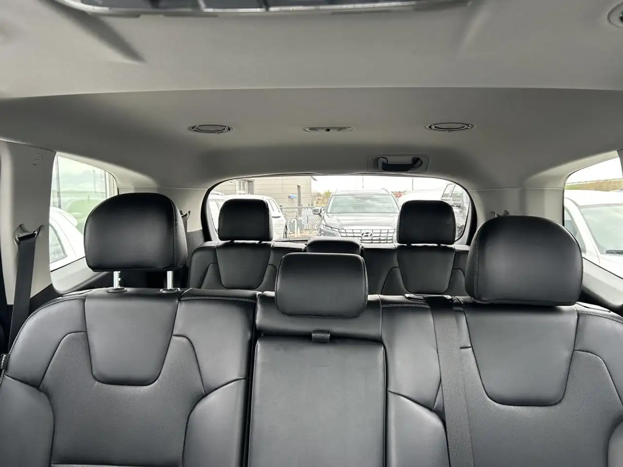 Kia Telluride снимка Kia Telluride