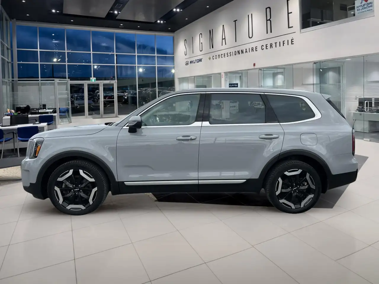 Kia Telluride снимка Kia Telluride