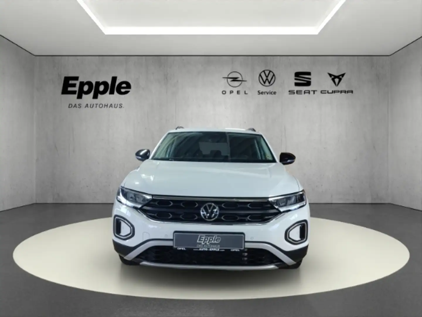 Volkswagen T-Roc Goal Navi LED ACC Klimaautom SHZ PDC v+h Weiß - 2