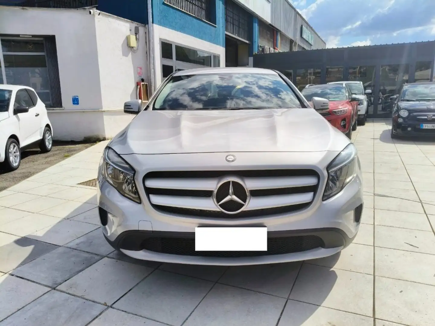 Mercedes-Benz GLA 180 d Automatic 109 Cv Unico Propr. Argento - 2