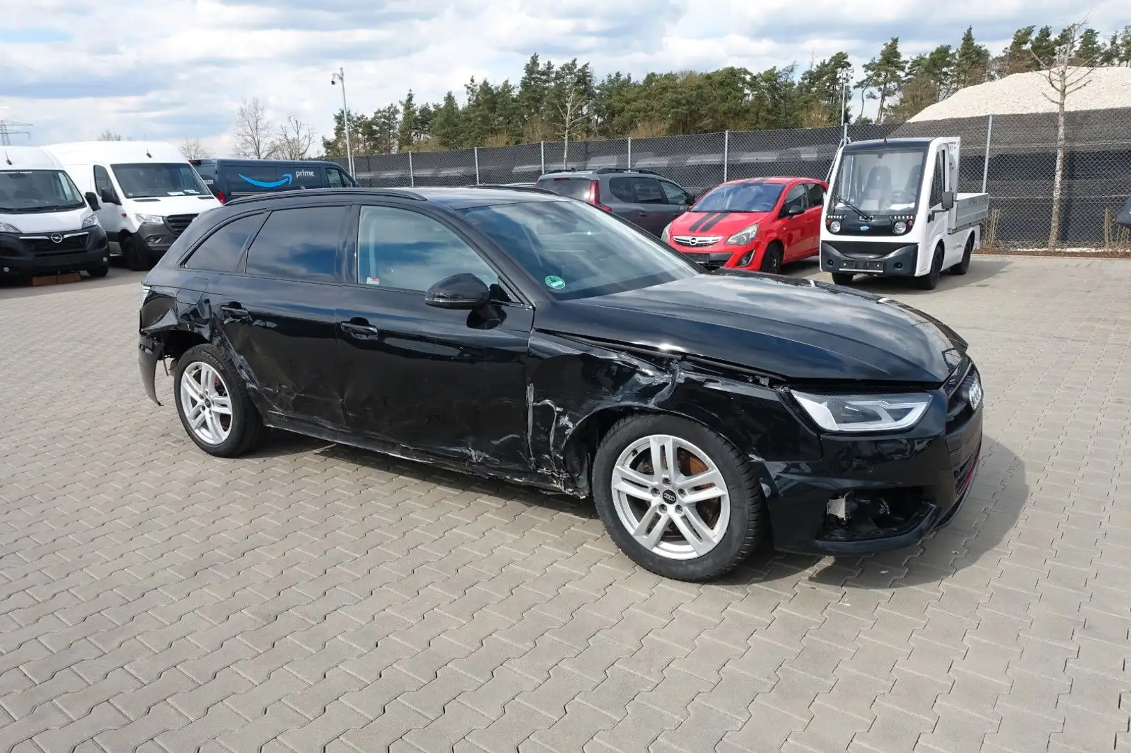 Audi A4 Avant 35 TFSI advanced *Navi*Leder*ACC* Negro - 2