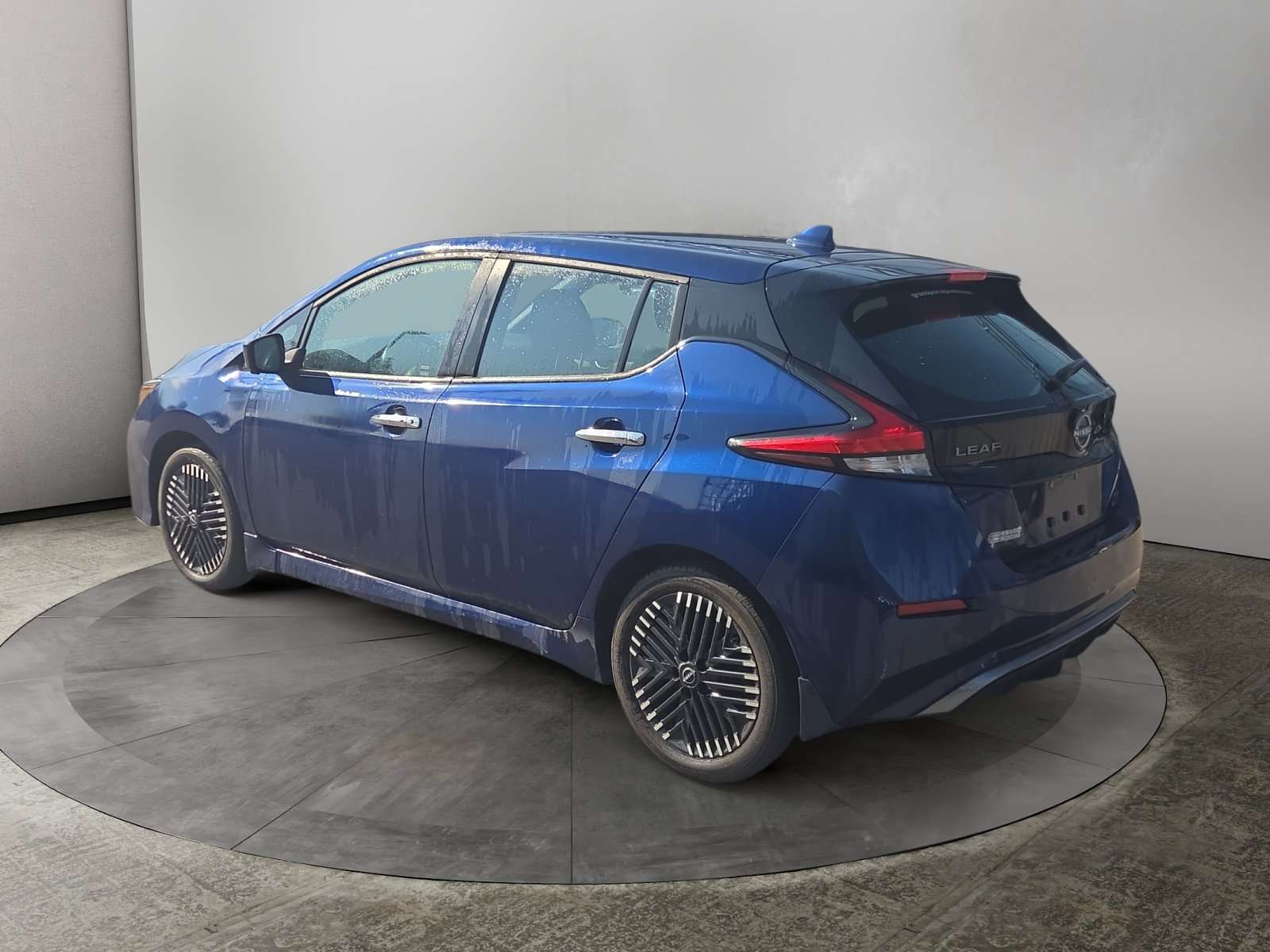 2023 Nissan Leaf Hatchback