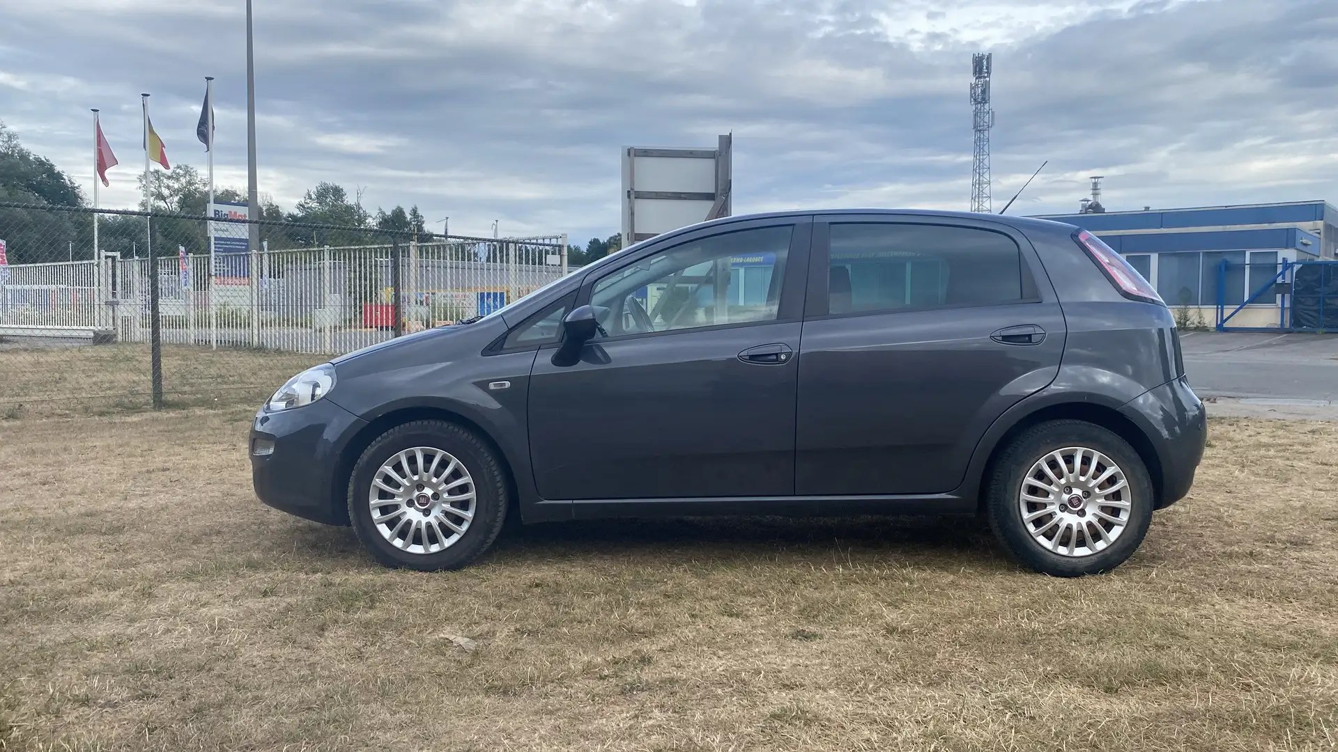 Fiat Punto Evo ✅ Punto 1.3 16V Multijet Dynamic Start Gris - 2