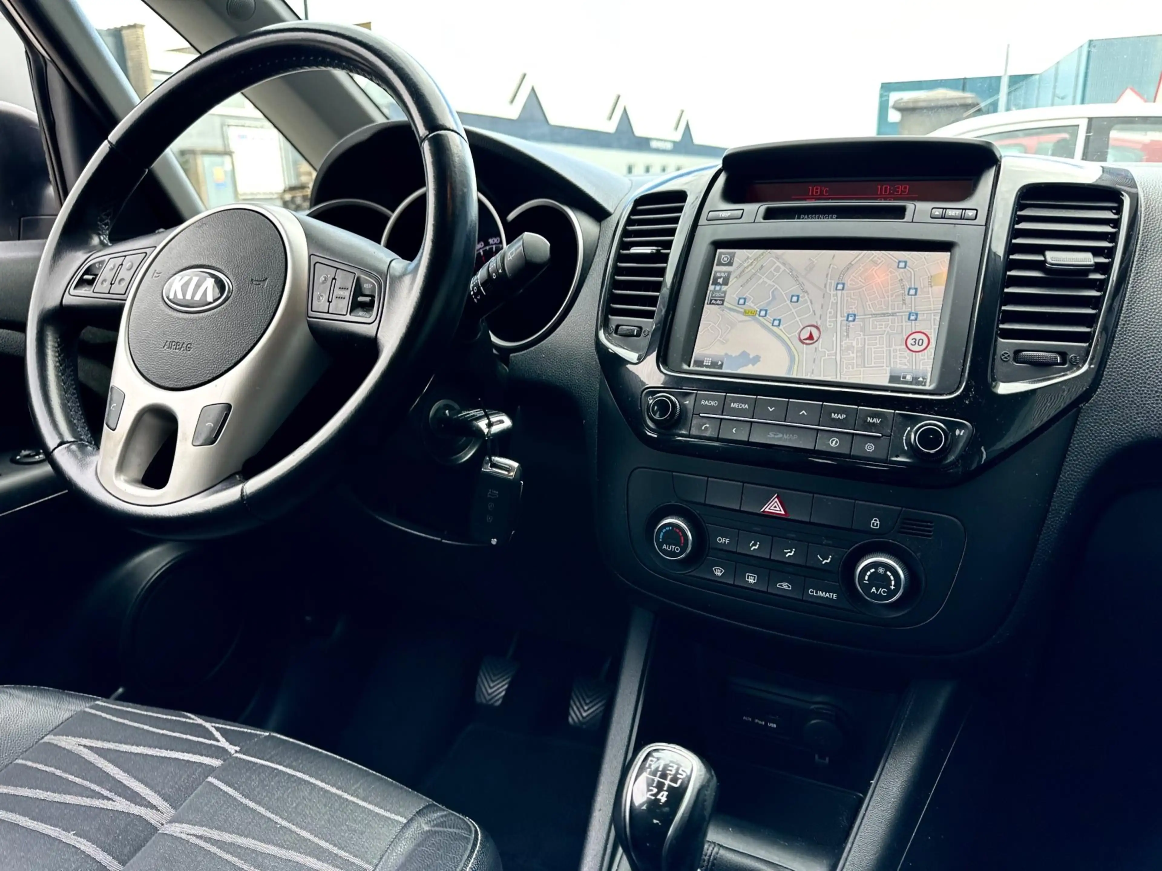 Kia Venga 1.4 CVVT DynamicPLusLine | CRUISECR | Navi | Camer — photo 15