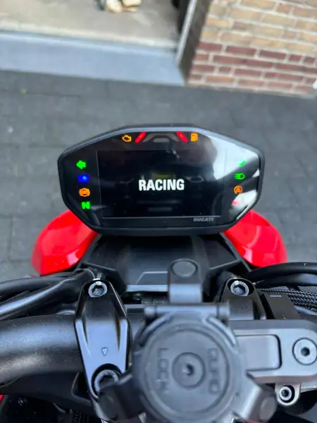 Ducati Streetfighter - foto 8