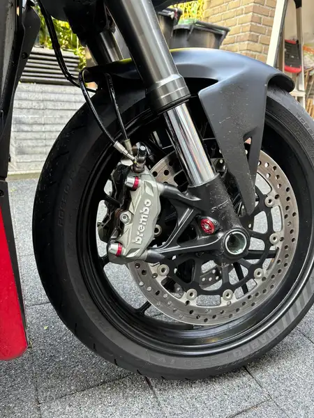 Ducati Streetfighter - foto 4