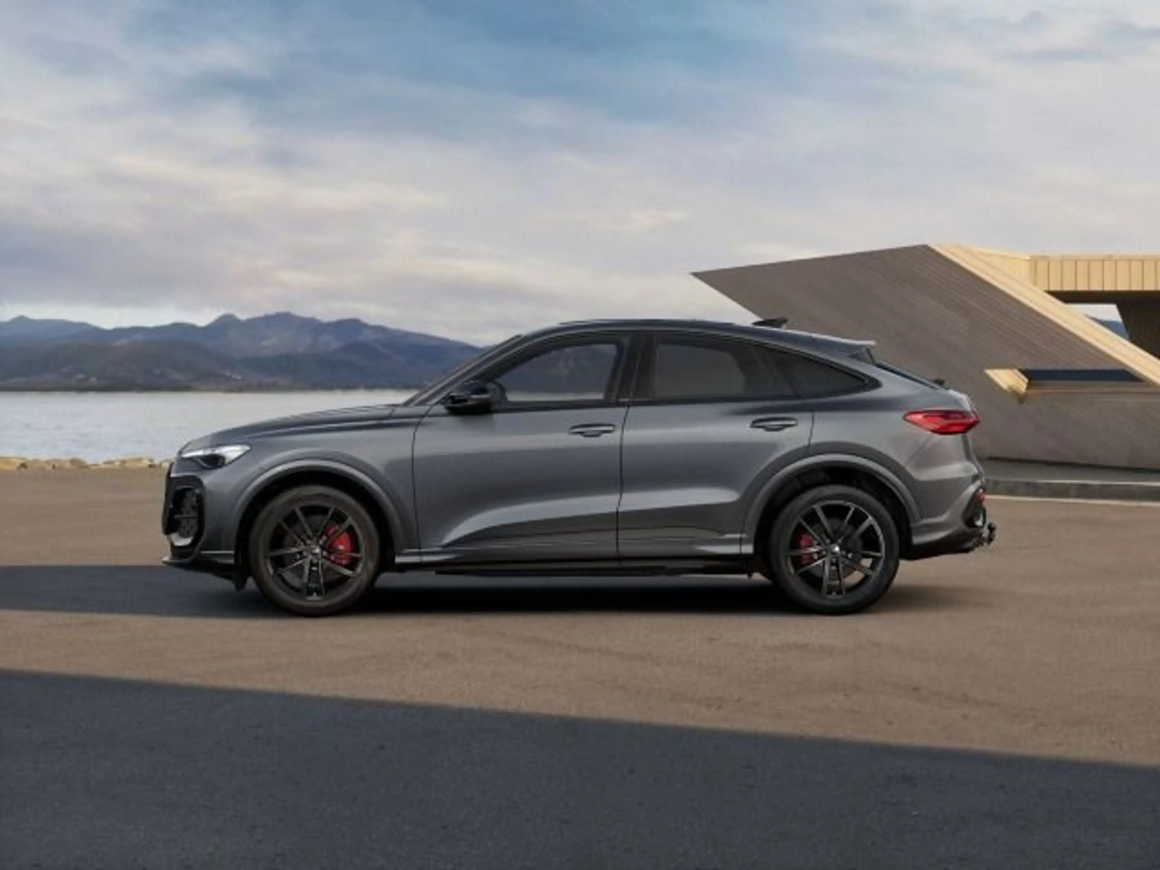 Audi SQ5 TFSI 270 kW S tronic — photo 3