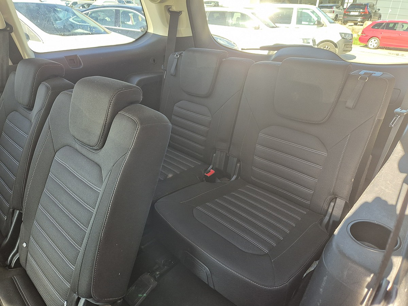 Ford Galaxy 2,0 EcoBlue SCR Business — photo 15