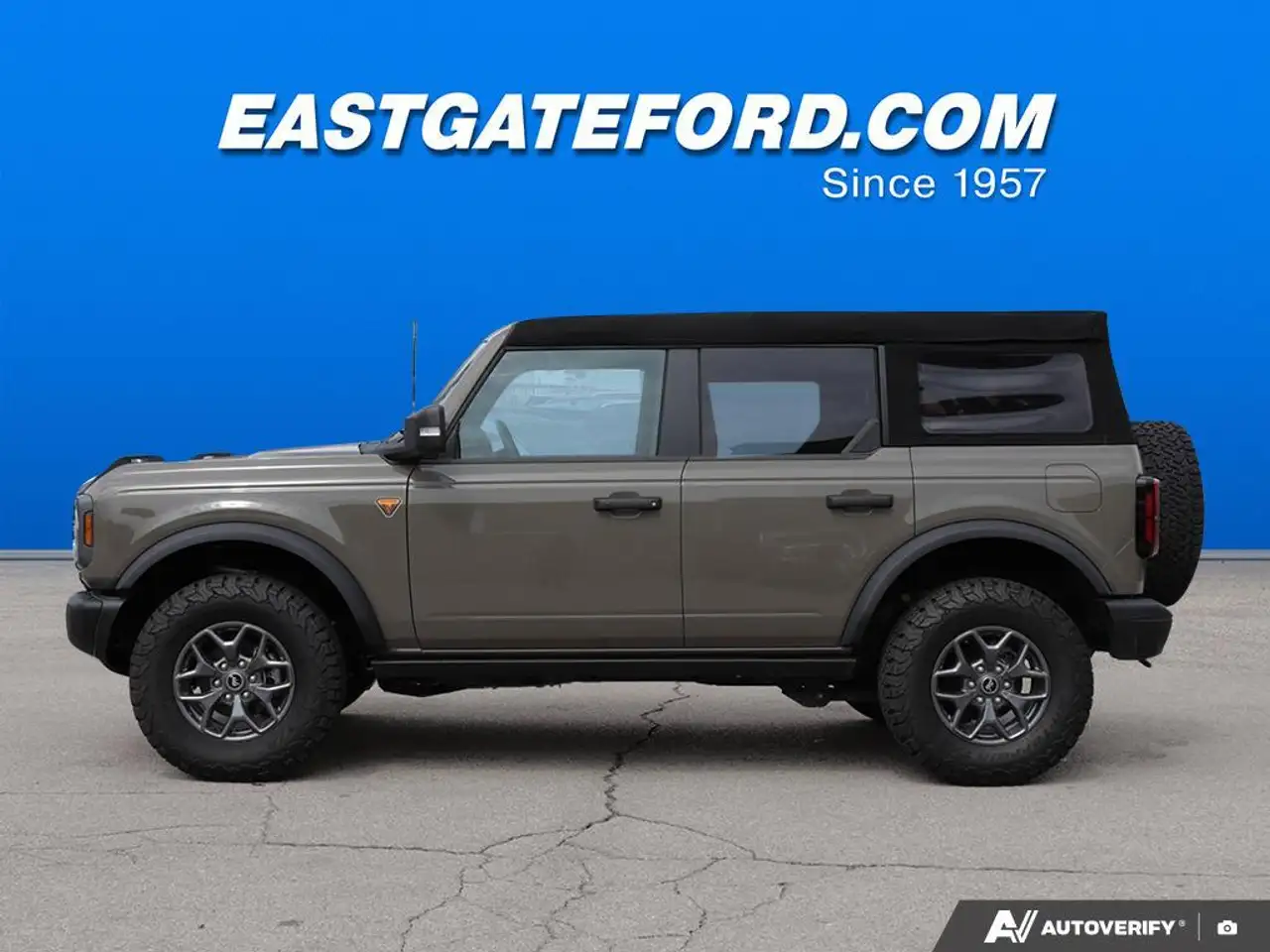 Ford Bronco снимка Ford Bronco