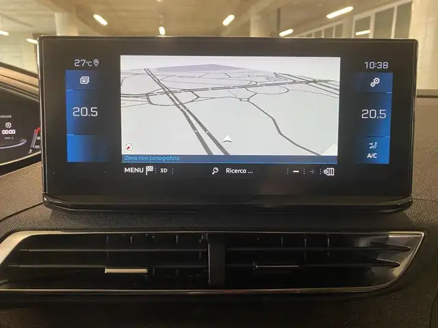 Peugeot 3008 view 10