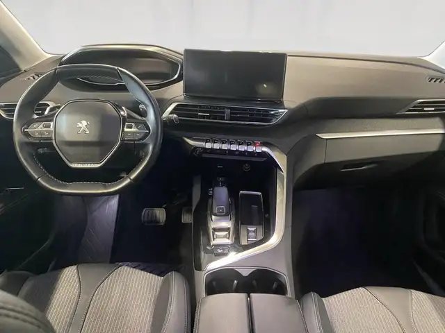 Peugeot 3008 view 6