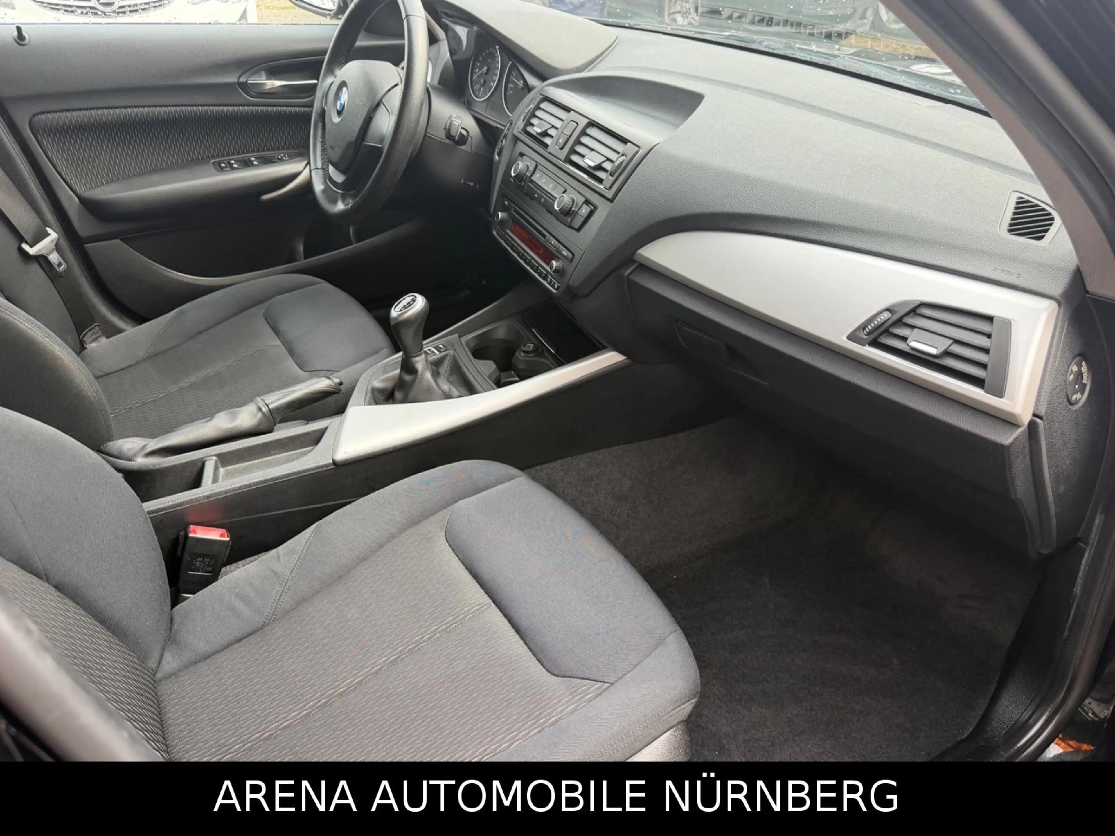 BMW 116 i*Aus 2.Hand*Sitzheizung*1Jahr Gewährleistung — photo 12