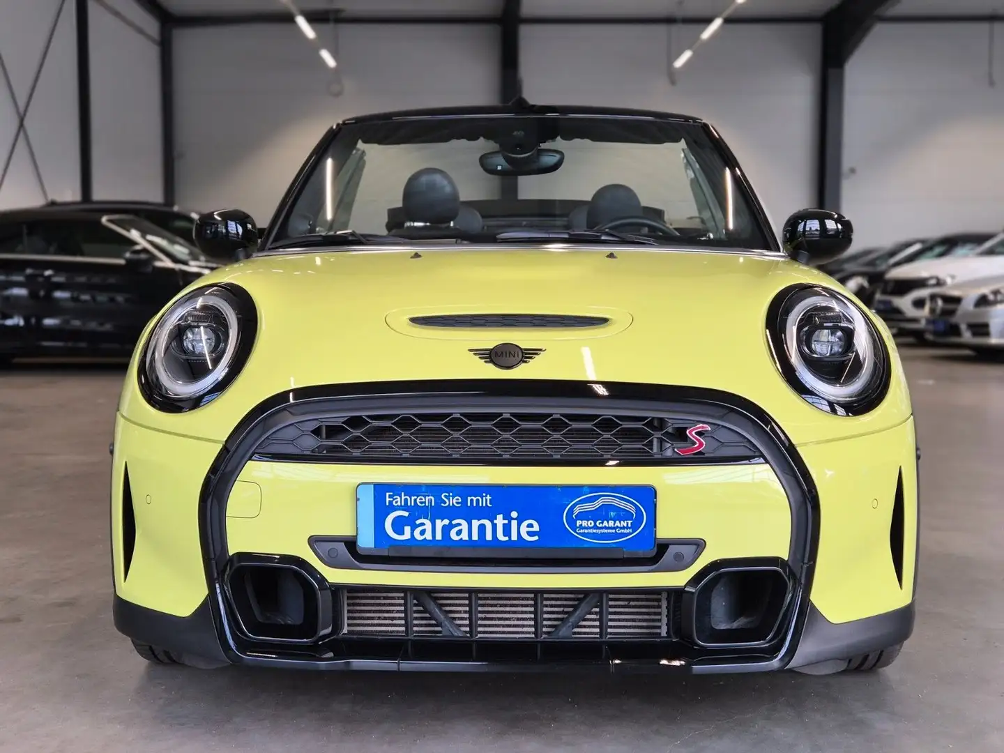 MINI Cooper S Cabrio COOPER S CABRIO CLASSIC TRIM LEDER NAV H&K HUD Gelb - 2