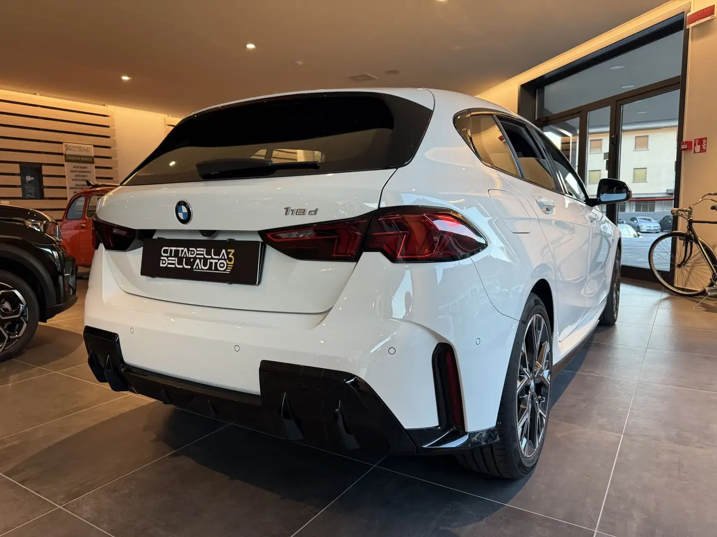 BMW 118 118d MSport Bianco - 2