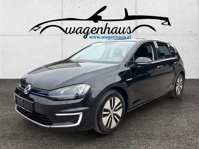 Volkswagen e-Golf 24,2kWh, ACC, Sitzheizung, APP, Akku TEST, 8 Fach