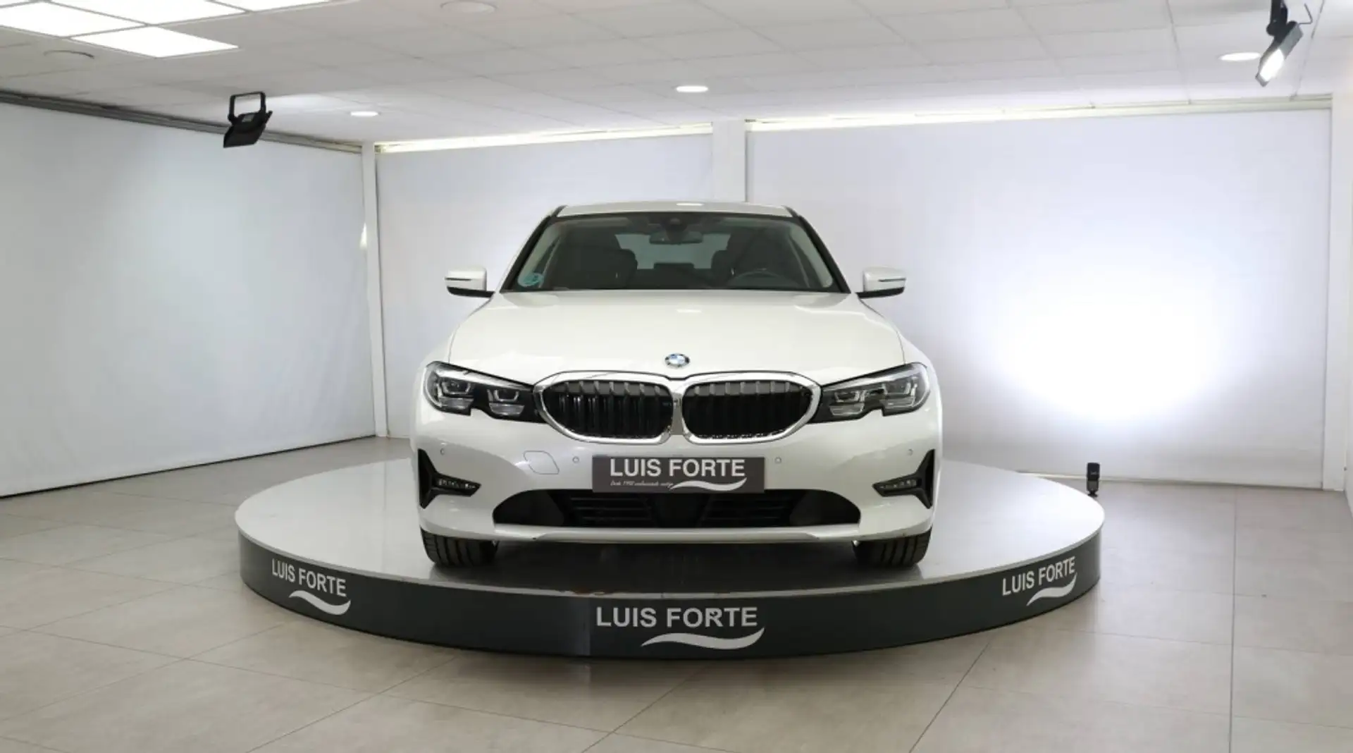 BMW 320 320iA Blanco - 2
