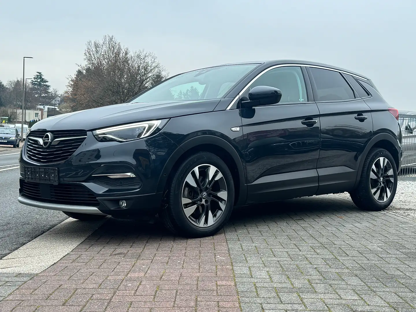 Opel Grandland X Innovation Bi LED Spurhalte+TotwinkelAssist AHK 1A Gris - 2