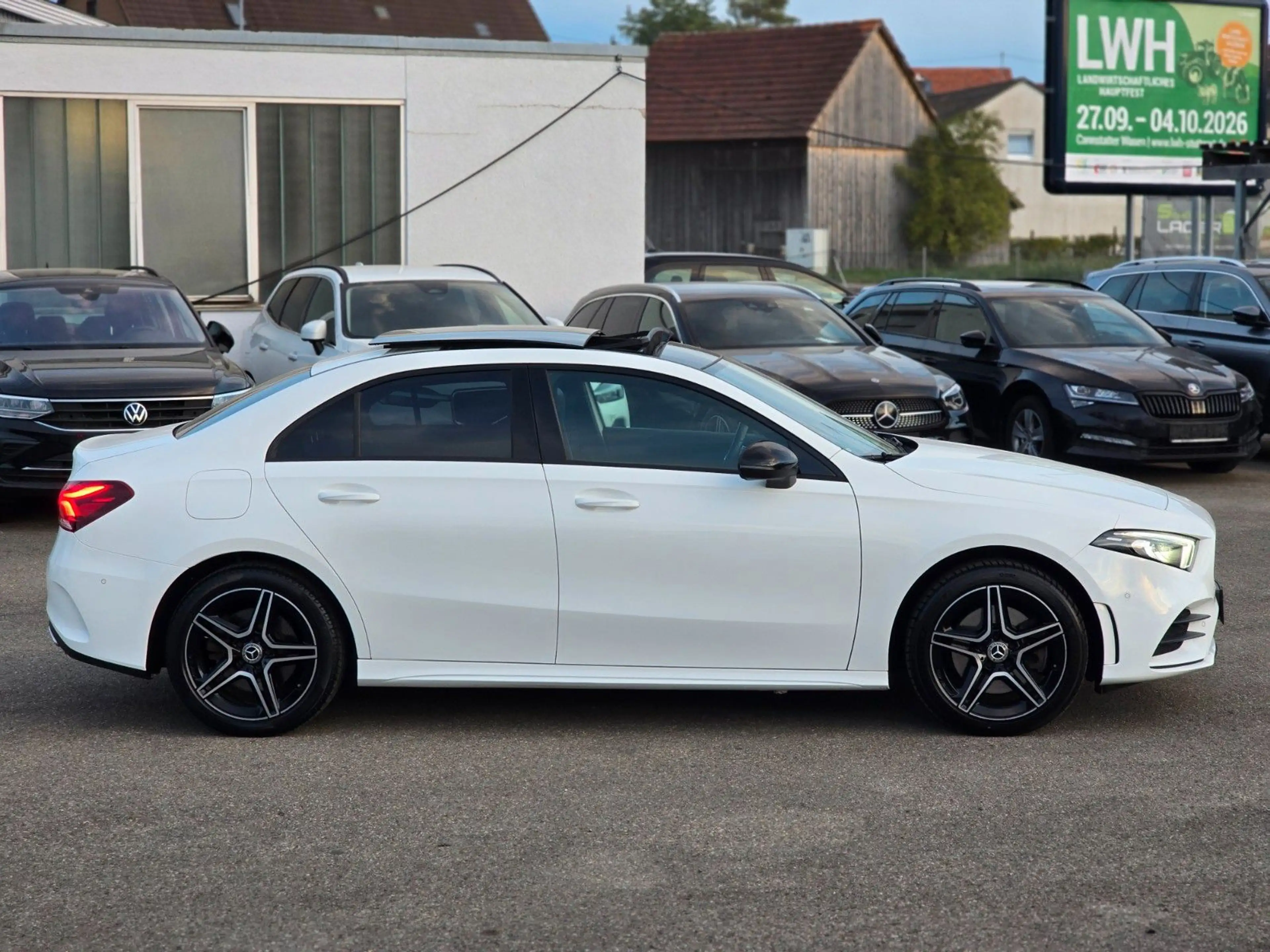 Mercedes-Benz A 250 e Limousine*AMG-STYLING*PANO*LED*NIGHT*ALU — photo 7