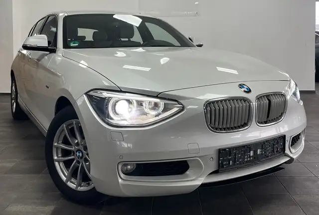 BMW 120 d Urban Line XENON KAMERA NAVI PDC TOP