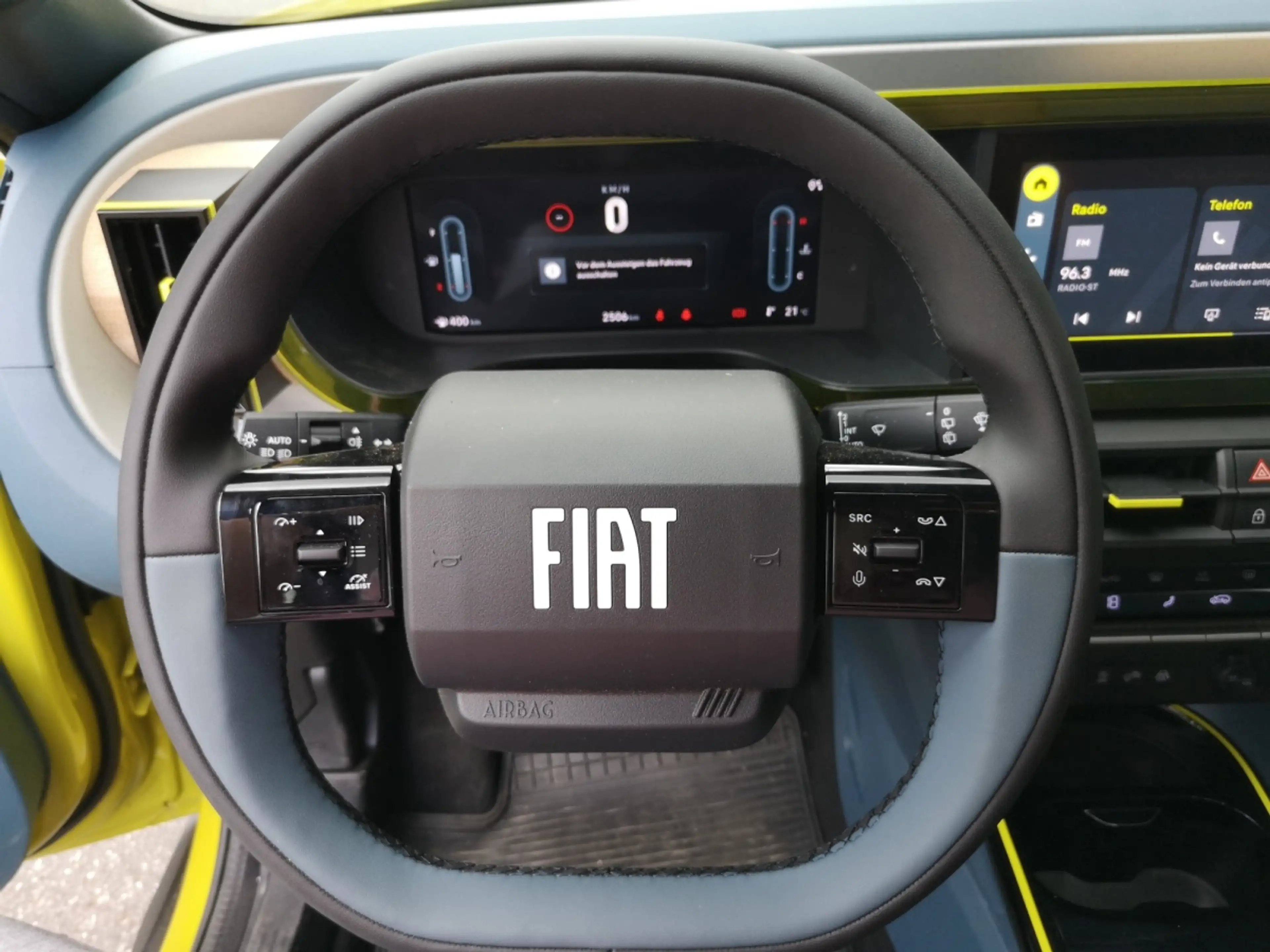 Fiat Grande Panda Grande Panda 1.2 T-Gen3 La Prima — photo 13