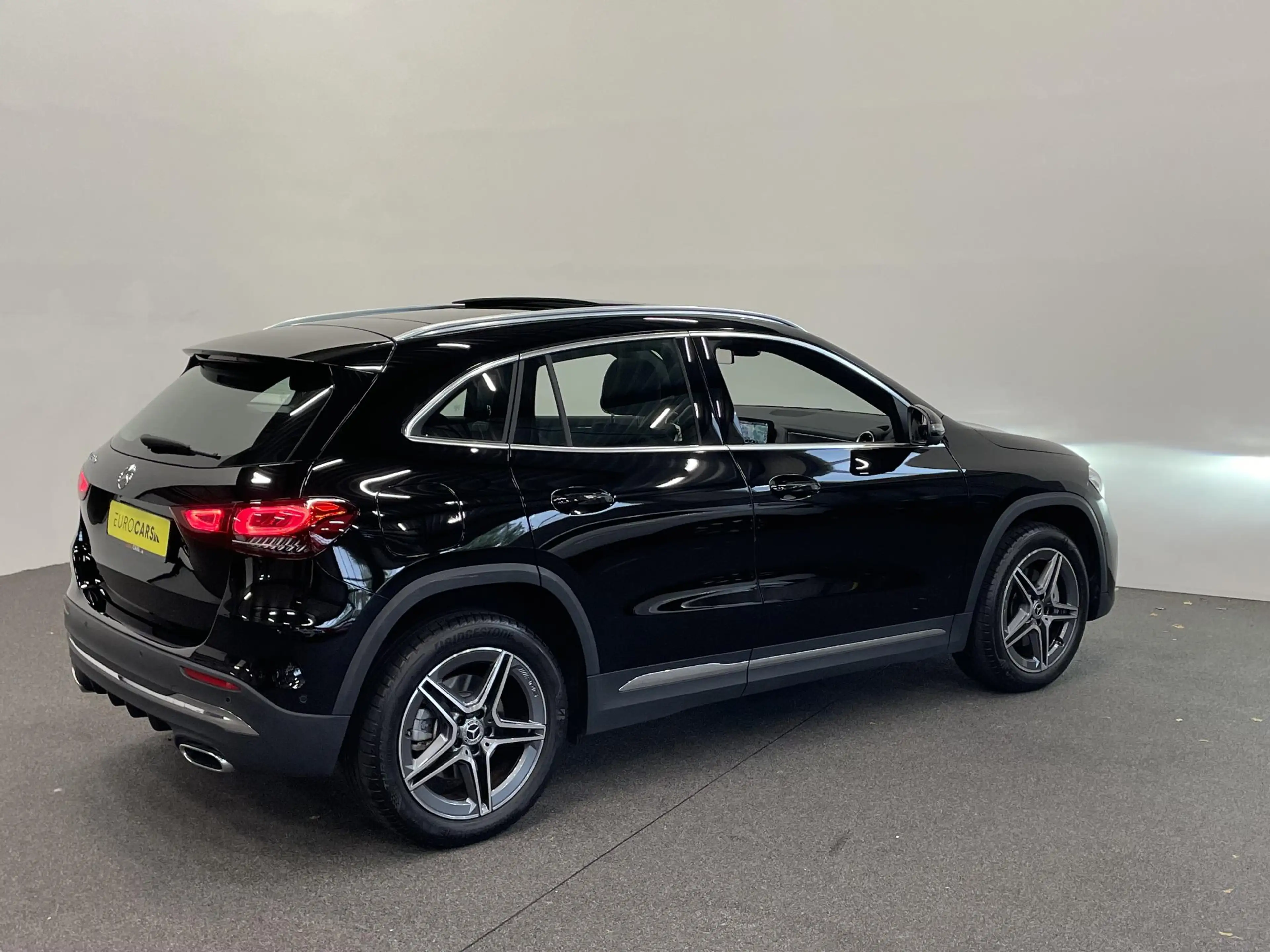 Mercedes-Benz GLA 250 e AMG Line PHEV Automaat Panorama dak 360 Camera A — photo 7