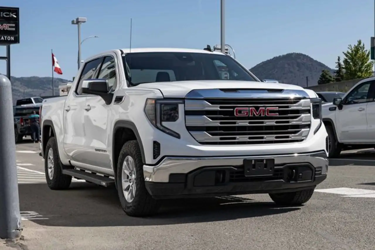 GMC Sierra 1500 снимка GMC Sierra 1500