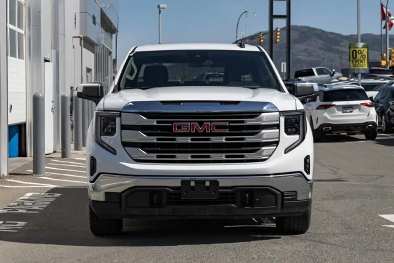 GMC Sierra 1500 снимка GMC Sierra 1500