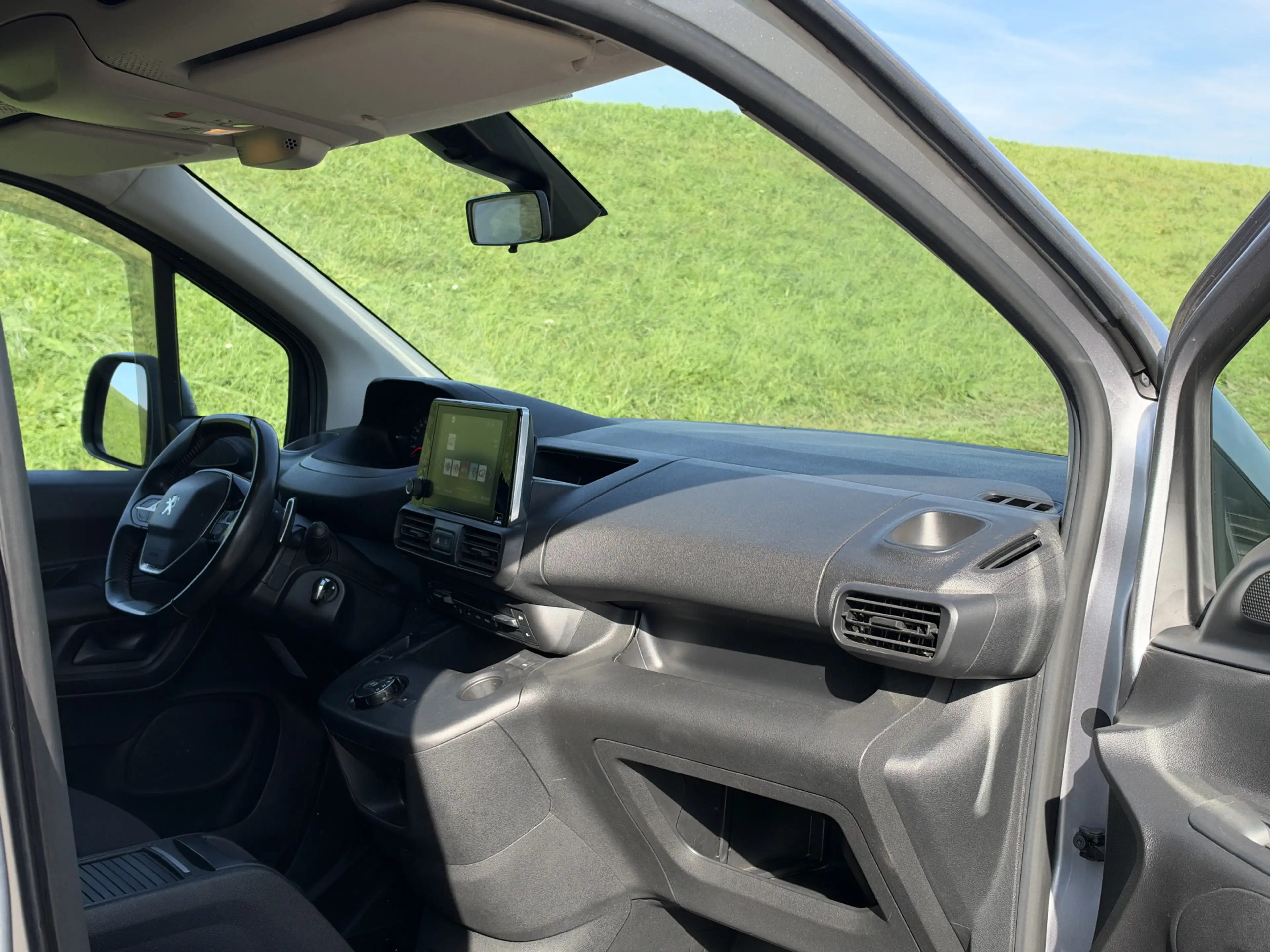 Peugeot Partner 1.5 BlueHDI Premium MAD Luchtvering op achteras | — photo 3
